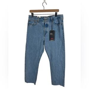 NWT Levi’s Wedgie Straight Button-Fly Medium Wash High Rise Jeans 32 x 28